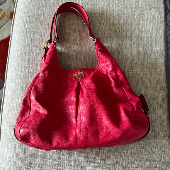 Coach Handbags - 🌺Sale. Coach bag.